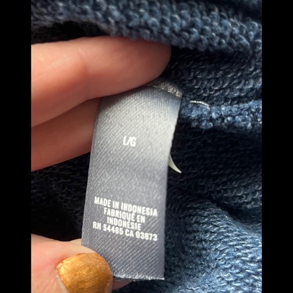 ✨ 2x HP ✨ "Sink or Swim" ✨ Sweatshirt ✨ - Picture 4 of 7